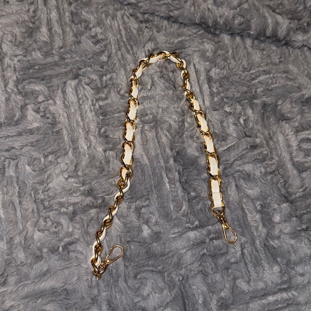 Also Crossbody Handbag White with Gold - Picture 7 of 11